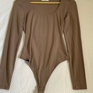 ARITZIA babaton contour bodysuit size M